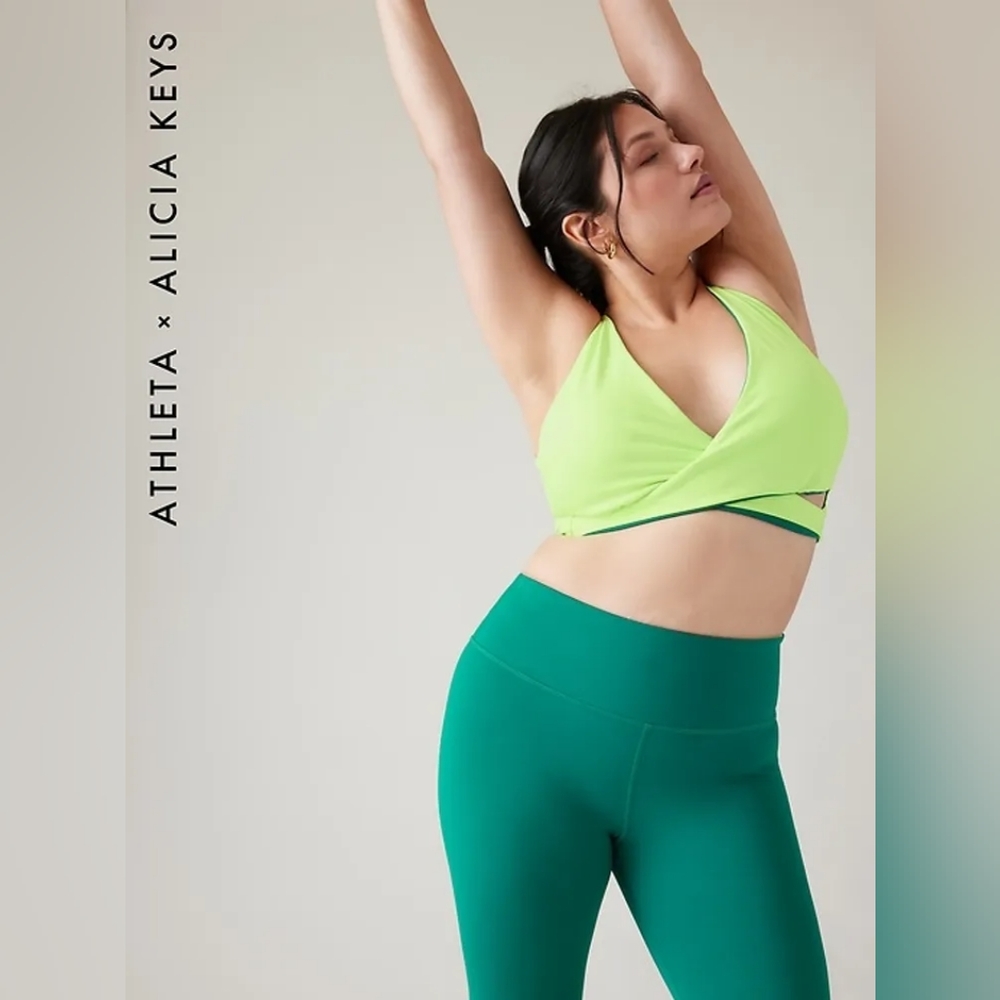 ATHLETA | Keys Reversible Wrap Bra D-DD Electric Green
